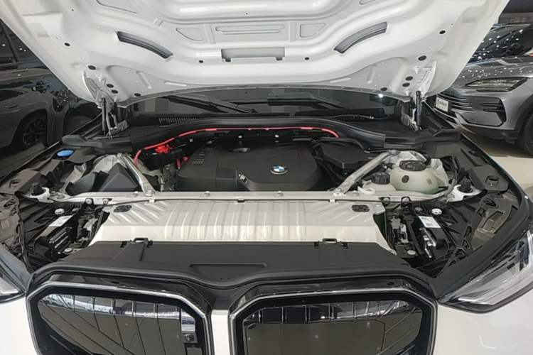 Used BMW X3 2025 xDrive30L Leading Model M Sport Package Engine Bay