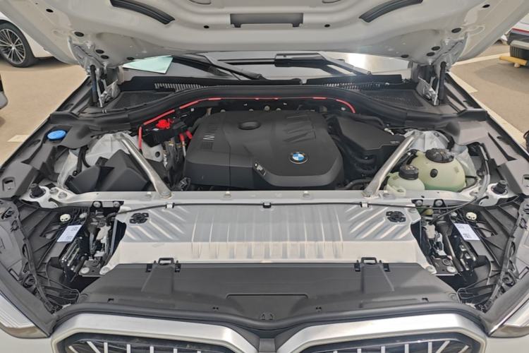 Used BMW X3 2025 xDrive25L Luxury Package Engine Bay