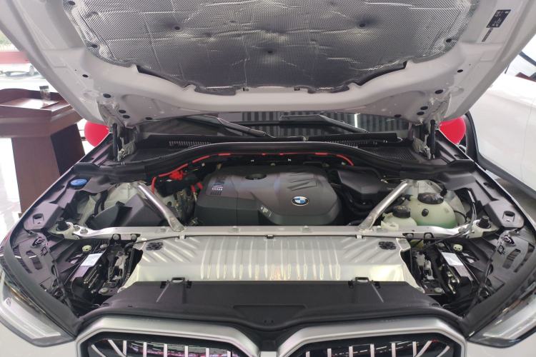 Used BMW X3 2025 xDrive25L Luxury Package Engine Bay