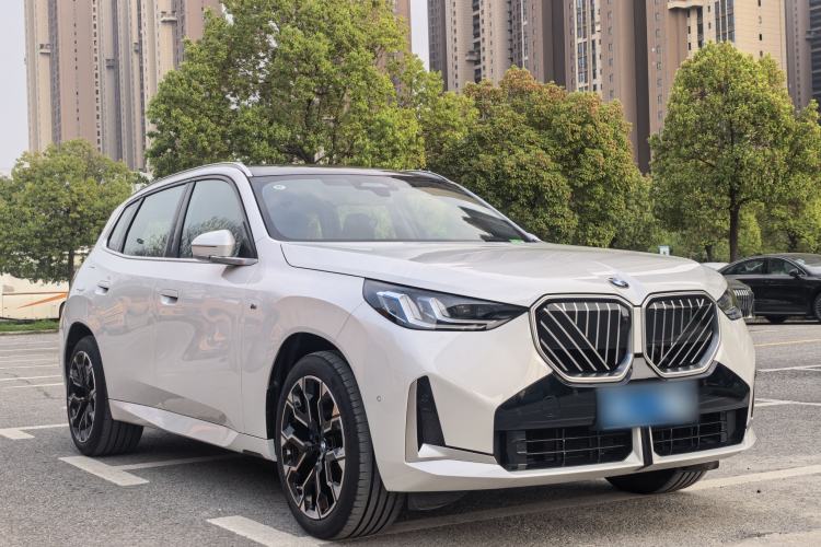 Used BMW X3 2025 xDrive30L Luxury Edition M Sport Package Exterior 2