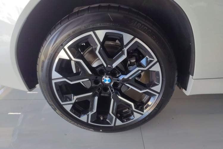Used BMW X3 2025 Model, xDrive30L Leading M Sport Night Package Exterior 5