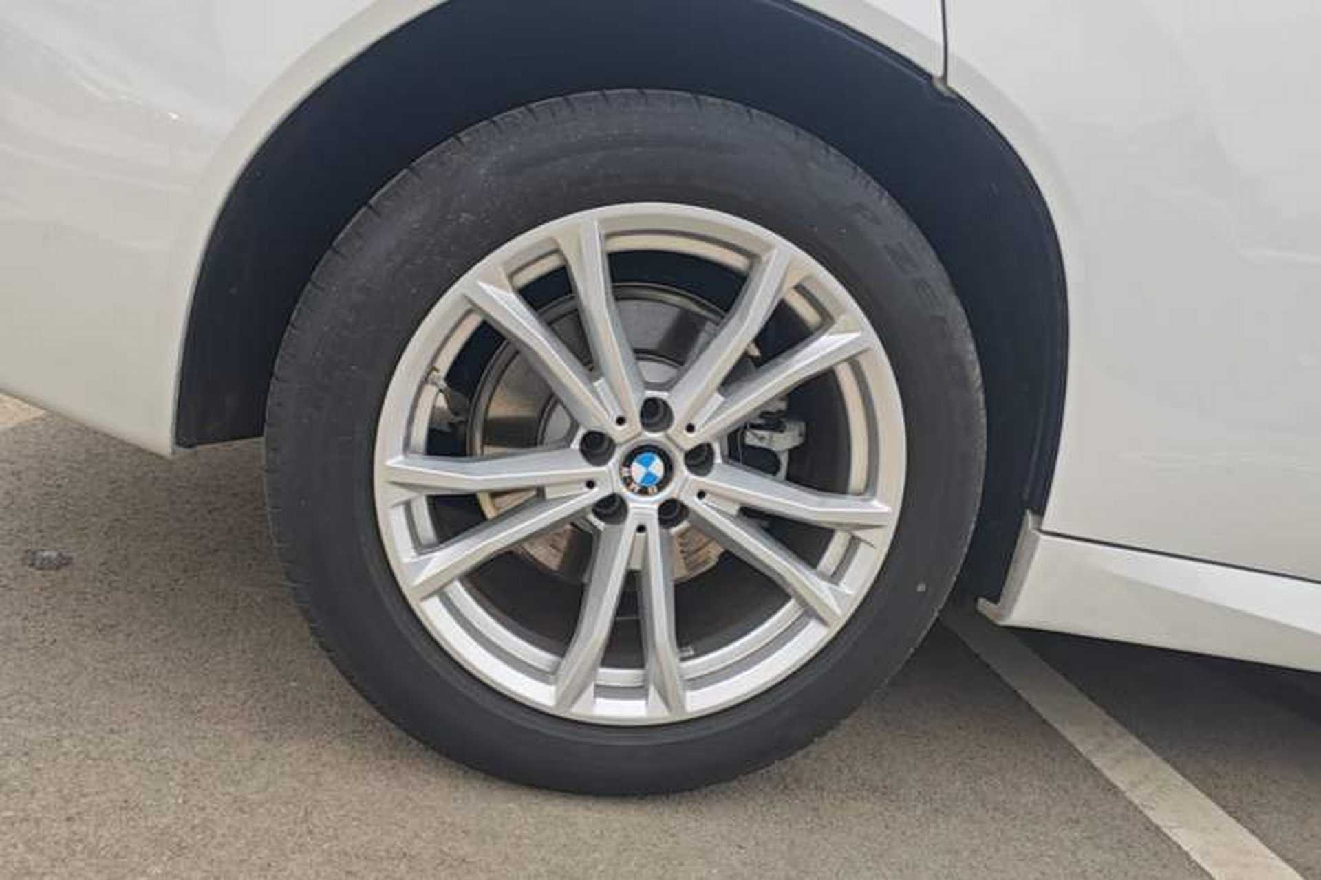Used BMW X3 2025 xDrive25L Luxury Package Exterior 5