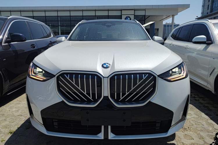 Used BMW X3 2025 xDrive30L Leading Model M Sport Package Front