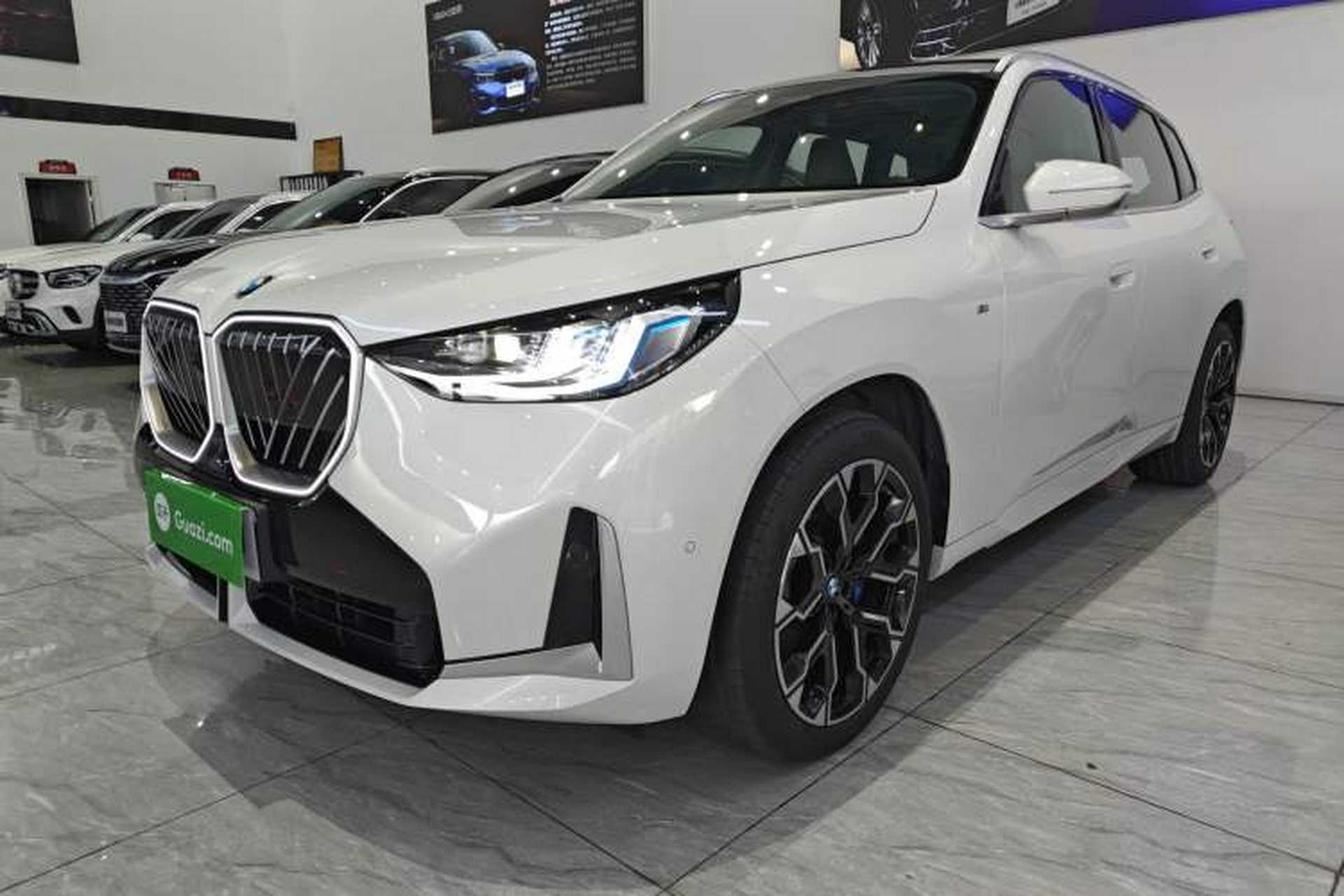 Used BMW X3 2025 xDrive30L Leading Model M Sport Package Front Left 45 Deg