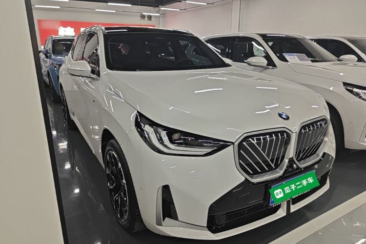 Used BMW X3 2025 xDrive30L Leading Model M Sport Package Front Right 45 Deg