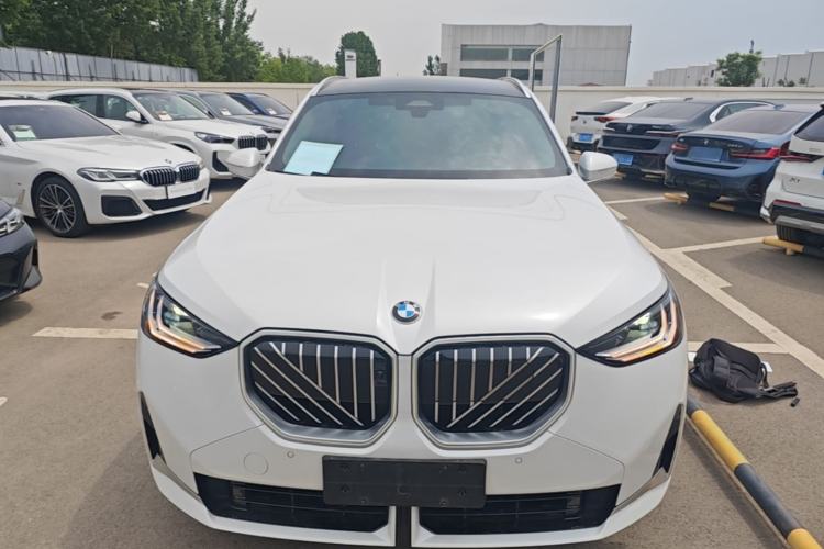 Used BMW X3 2025 xDrive25L Luxury Package Front