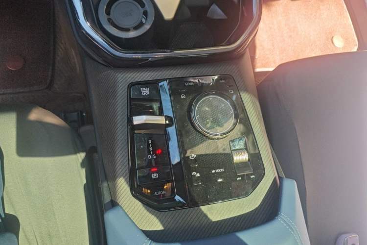 Used BMW X3 2025 xDrive30L Leading Model M Sport Package Gear Lever
