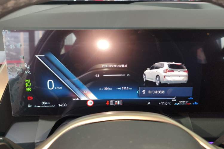 Used BMW X3 2025 xDrive25L Luxury Package Instrument Cluster