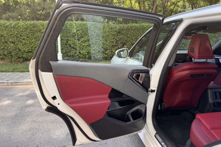 Used BMW X3 2025 xDrive30L Luxury Edition M Sport Package Interior 1