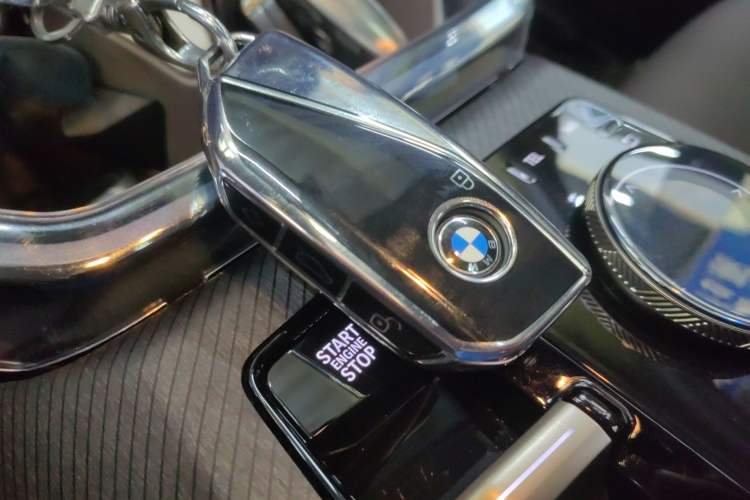 Used BMW X3 2025 Model, xDrive30L Leading M Sport Night Package Interior 1