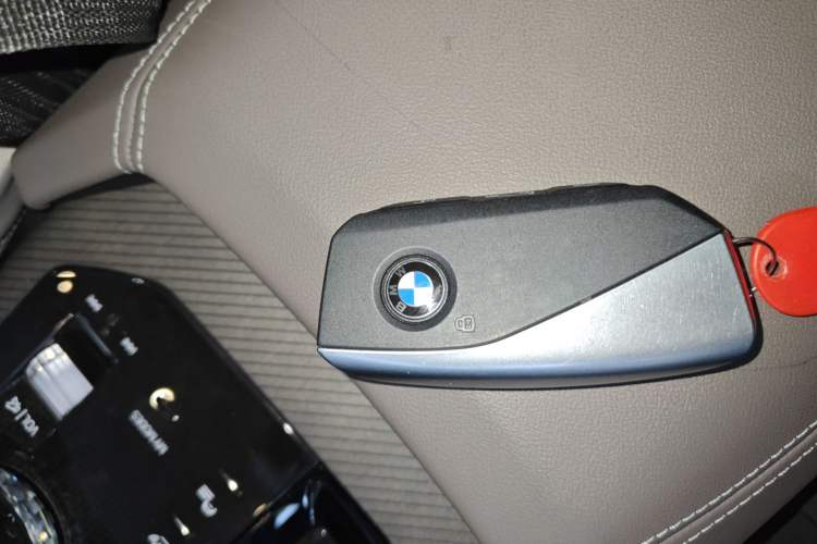 Used BMW X3 2025 xDrive30L Leading Model M Sport Package Interior 1