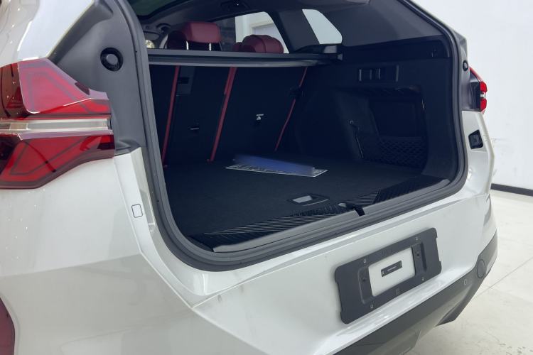 Used BMW X3 2025 xDrive30L Leading Model M Sport Package Interior 11