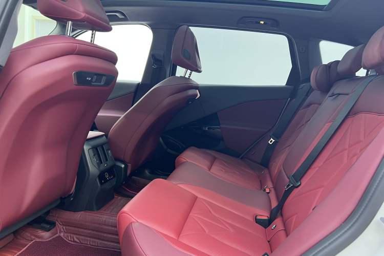 Used BMW X3 2025 xDrive30L Leading Model M Sport Package Interior 9