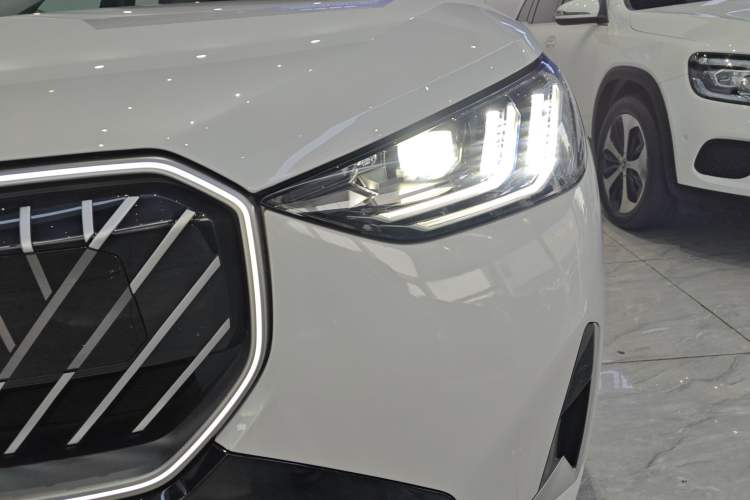 Used BMW X3 2025 xDrive30L Leading Model M Sport Package Left Front Headlight