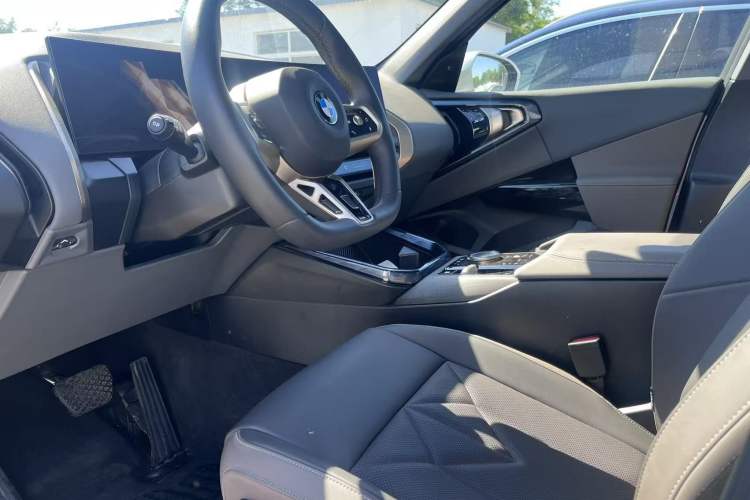 Used BMW X3 2025 xDrive30L Leading Model M Sport Package Left Front Seat