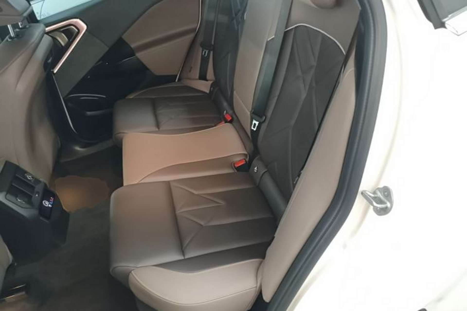 Used BMW X3 2025 xDrive25L Luxury Package Left Rear Seat