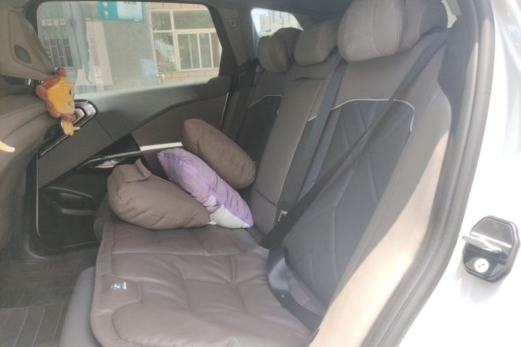 Used BMW X3 2025 xDrive25L Luxury Package Left Rear Seat