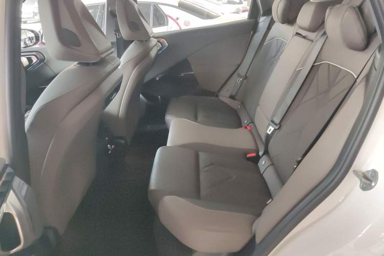 Used BMW X3 2025 xDrive30L Luxury Edition M Sport Package Left Rear Seat