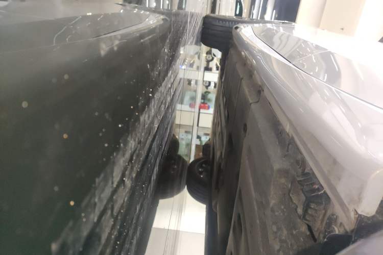 Used BMW X3 2025 xDrive30L Luxury Edition M Sport Package Left Side Sill