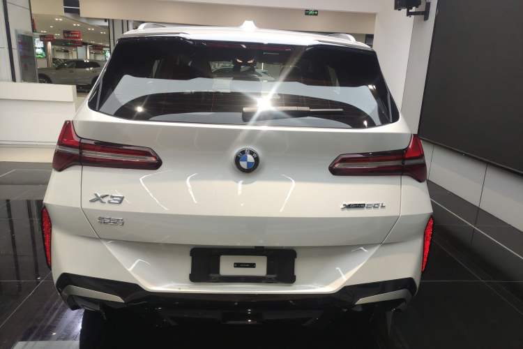 Used BMW X3 2025 xDrive30L Luxury Edition M Sport Package Rear