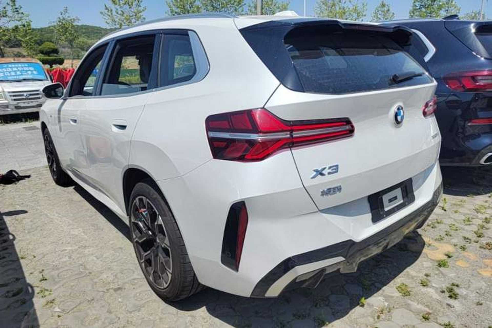 Used BMW X3 2025 xDrive30L Leading Model M Sport Package Rear Left 45 Deg