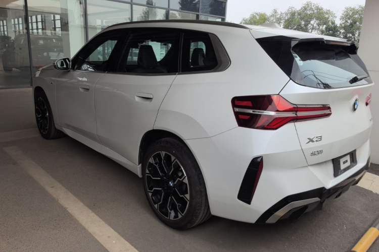 Used BMW X3 2025 xDrive30L Leading Model M Sport Package Rear Left 45 Deg