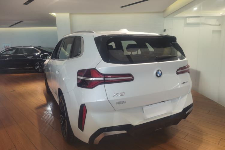 Used BMW X3 2025 xDrive30L Luxury Edition M Sport Package Rear Left 45 Deg