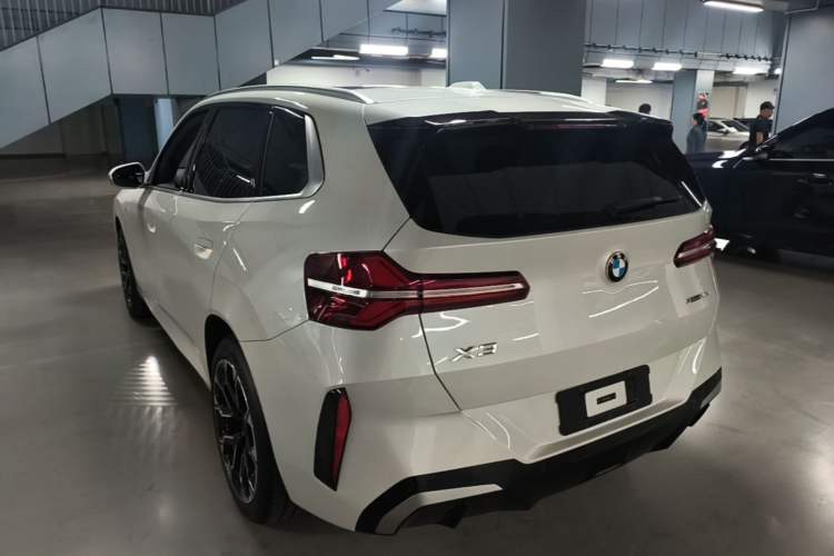 Used BMW X3 2025 xDrive30L Leading Model M Sport Package Rear Left 45 Deg