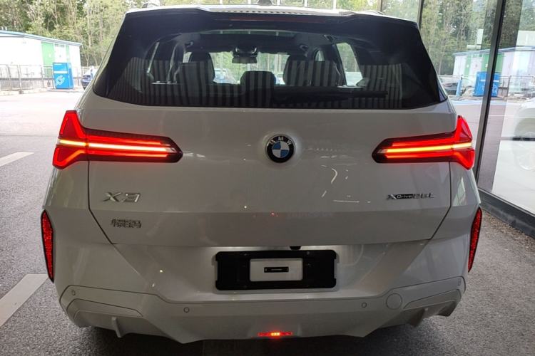Used BMW X3 2025 xDrive25L Luxury Package Rear
