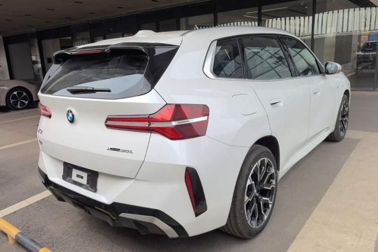 Used BMW X3 2025 xDrive30L Leading Model M Sport Package Rear Right 45 Deg