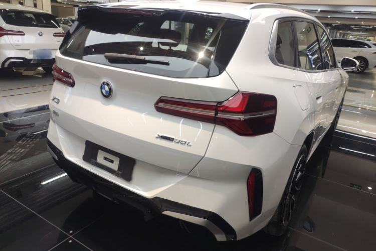Used BMW X3 2025 xDrive30L Luxury Edition M Sport Package Rear Right 45 Deg