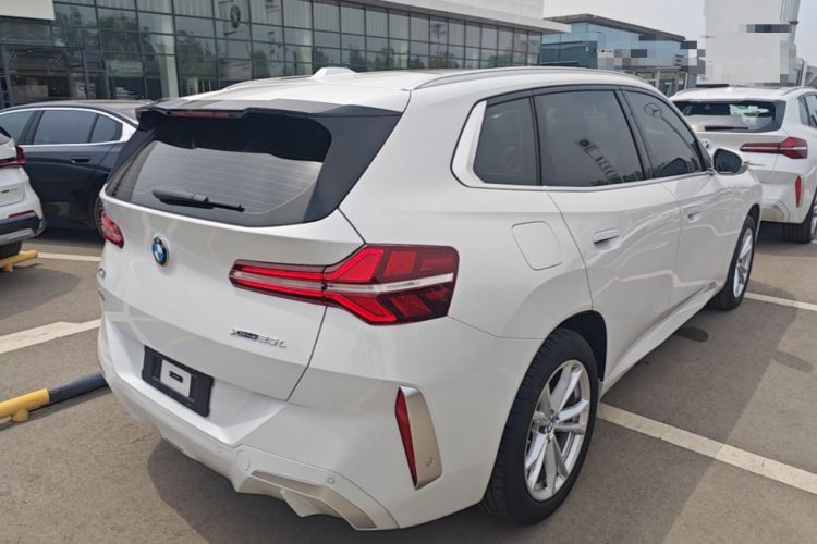 Used BMW X3 2025 xDrive25L Luxury Package Rear Right 45 Deg