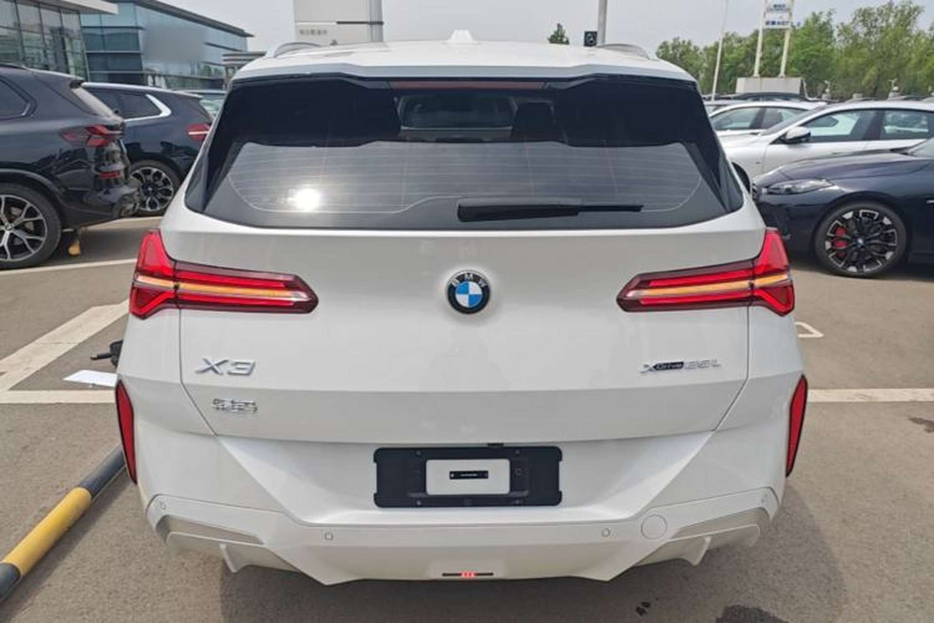 Used BMW X3 2025 xDrive25L Luxury Package Rear