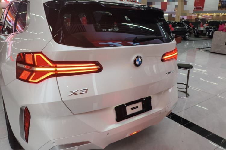 Used BMW X3 2025 xDrive25L Luxury Package Rear