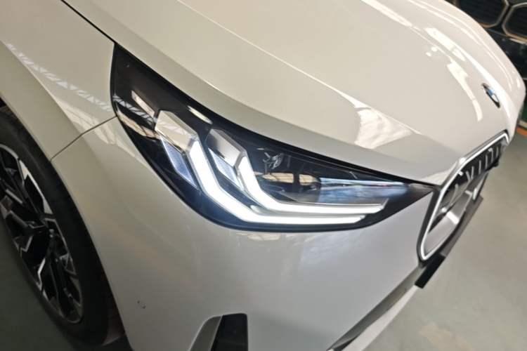 Used BMW X3 2025 xDrive30L Leading Model M Sport Package Right Front Headlight