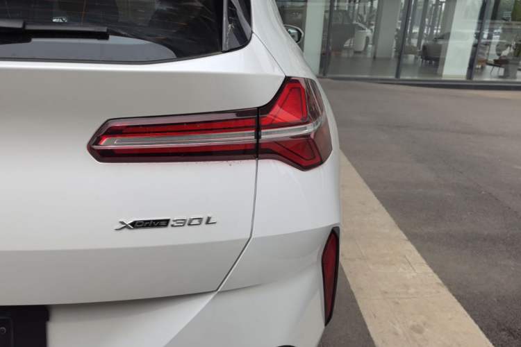Used BMW X3 2025 xDrive30L Leading Model M Sport Package Right Rear Taillight