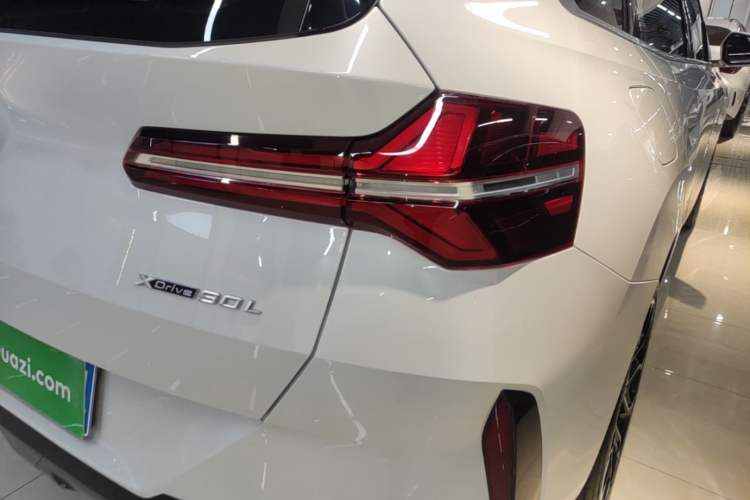 Used BMW X3 2025 xDrive30L Leading Model M Sport Package Right Rear Taillight