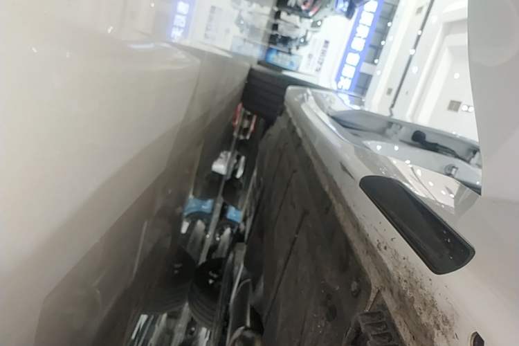 Used BMW X3 2025 xDrive30L Leading Model M Sport Package Right Side Sill