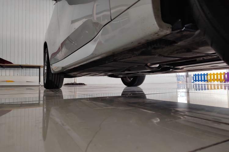 Used BMW X3 2025 xDrive25L Luxury Package Right Side Sill
