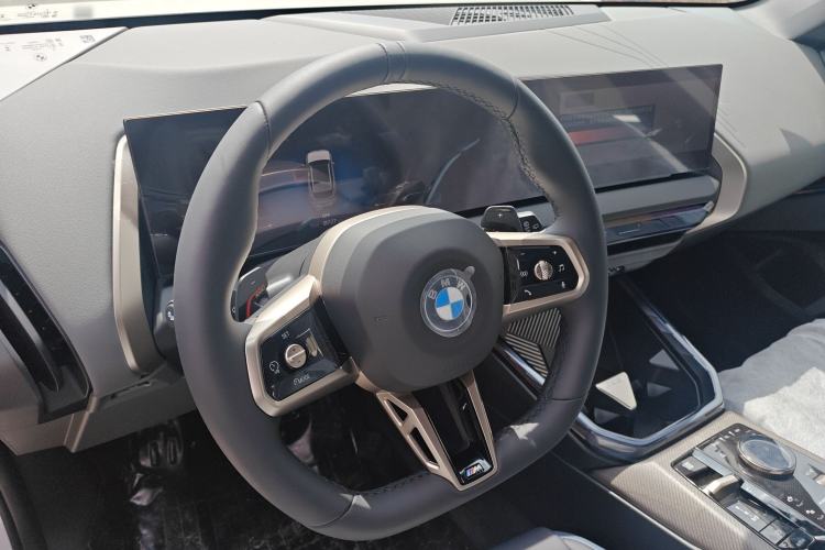 Used BMW X3 2025 xDrive30L Leading Model M Sport Package Steering Wheel