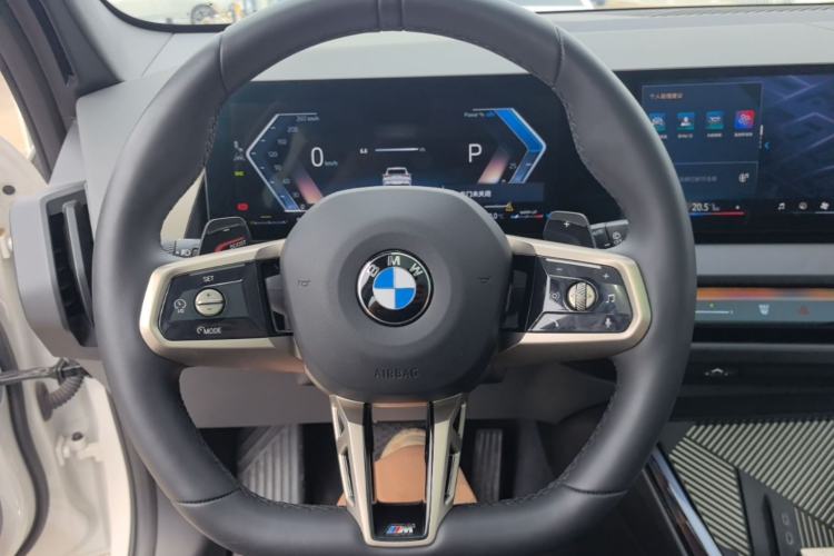 Used BMW X3 2025 xDrive30L Leading Model M Sport Package Steering Wheel