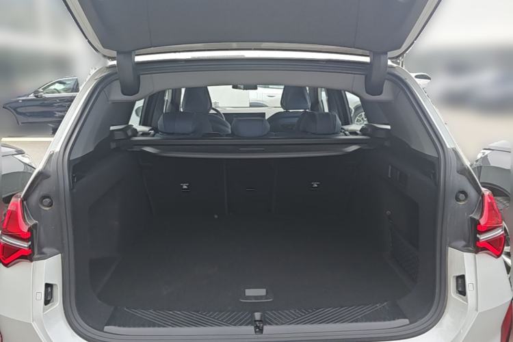 Used BMW X3 2025 xDrive30L Leading Model M Sport Package Trunk