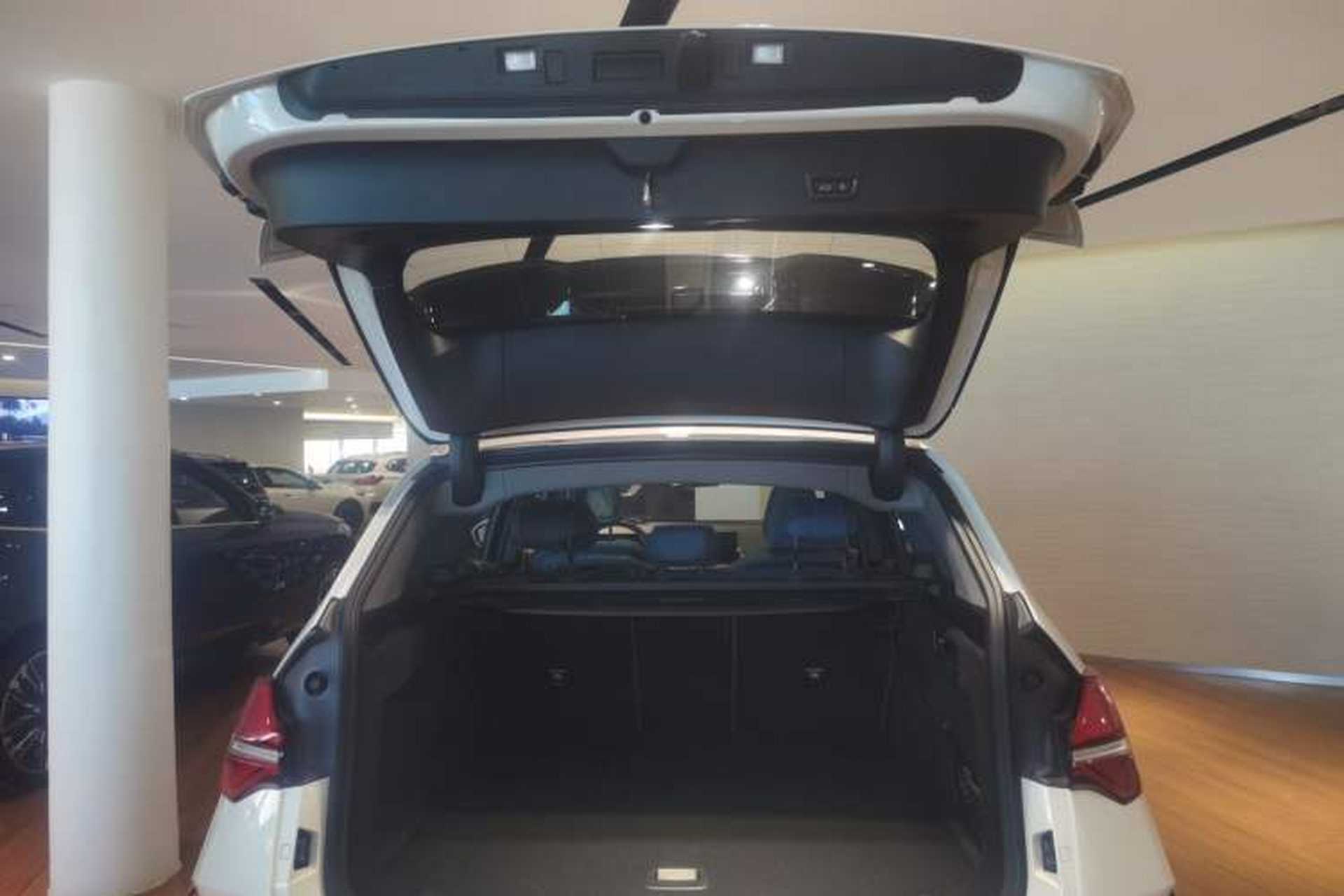 Used BMW X3 2025 xDrive30L Luxury Edition M Sport Package Trunk