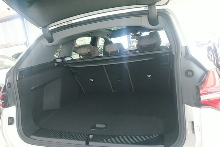 Used BMW X3 2025 xDrive30L Leading Model M Sport Package Trunk