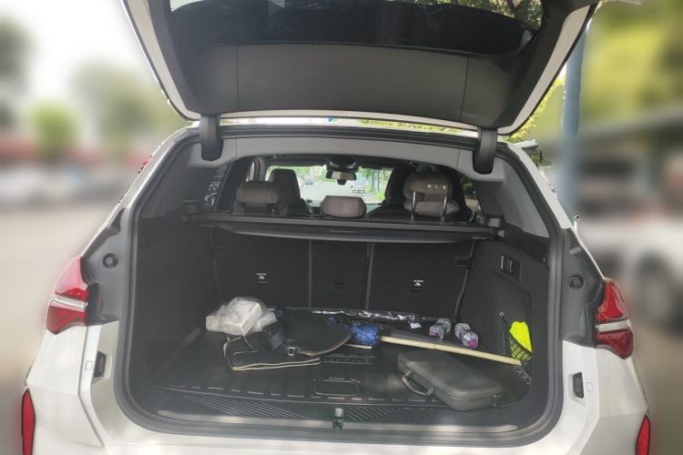 Used BMW X3 2025 xDrive25L Luxury Package Trunk
