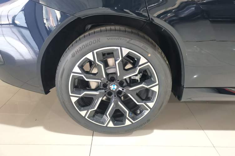 Used BMW X3 2026 Model xDrive30L Leading M Sport Midnight Package Exterior 5