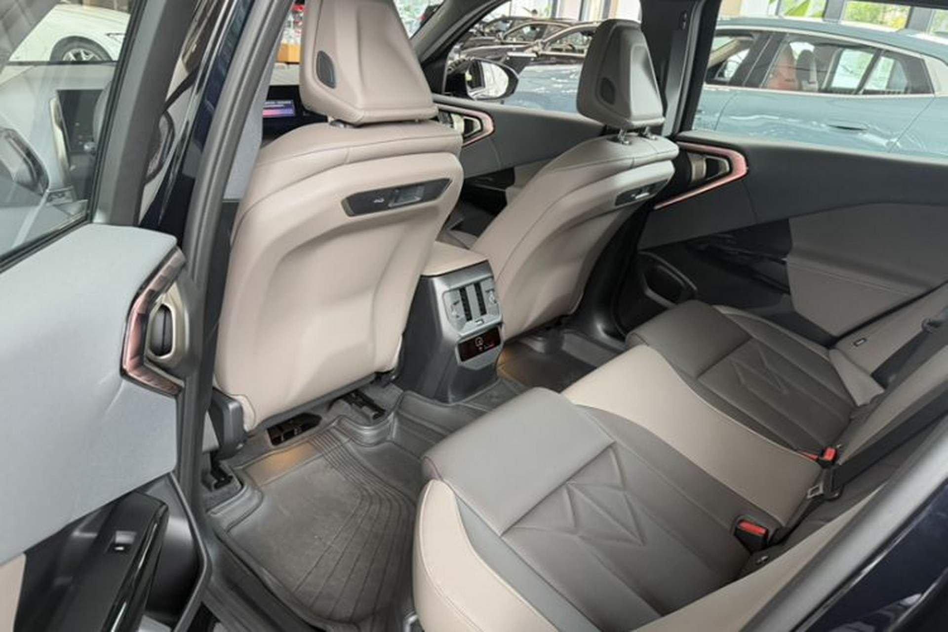 Used BMW X3 2026 Model xDrive25L M Sport Midnight Package Interior 3