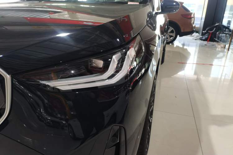Used BMW X3 2026 Model xDrive30L Leading M Sport Midnight Package Left Front Headlight