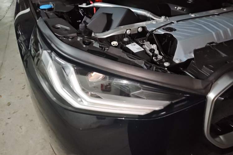 Used BMW X3 2026 Model xDrive30L Leading M Sport Midnight Package Right Front Headlight