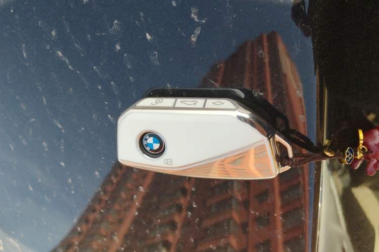 Used BMW X3 2026 Model xDrive30L Leading M Sport Midnight Package Vehicle Key